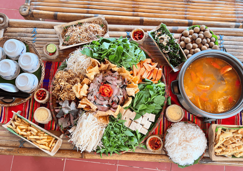 Mùa Đông Ở Bướt: Văn Hoá, Ẩm Thực Tây Bắc; Mó Nóng Bò Ấm; Trekking Rừng