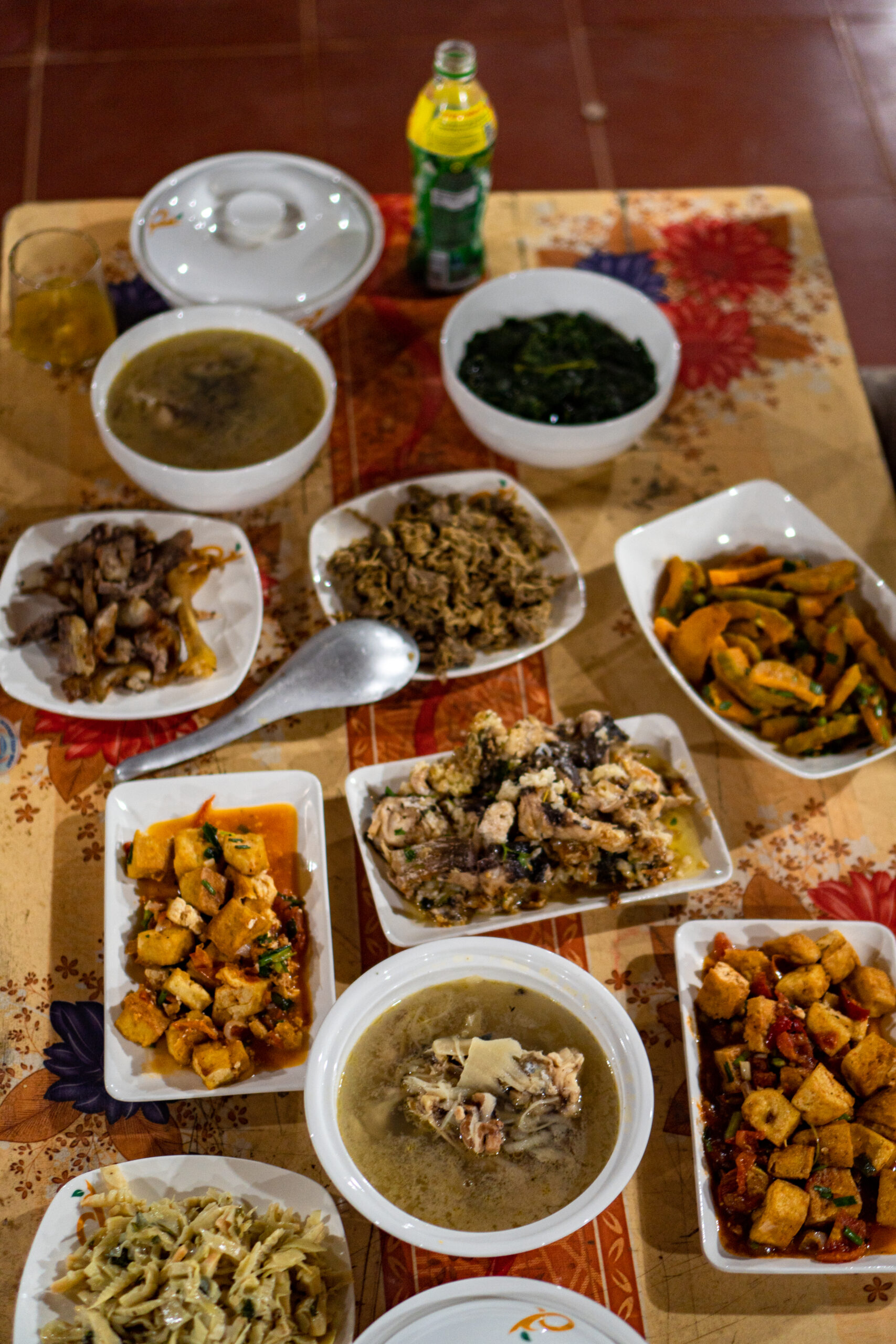 Thung Lũng Bướt Mùa Hạ: Văn Hoá, Thiên Nhiên Và Ẩm Thực Thái