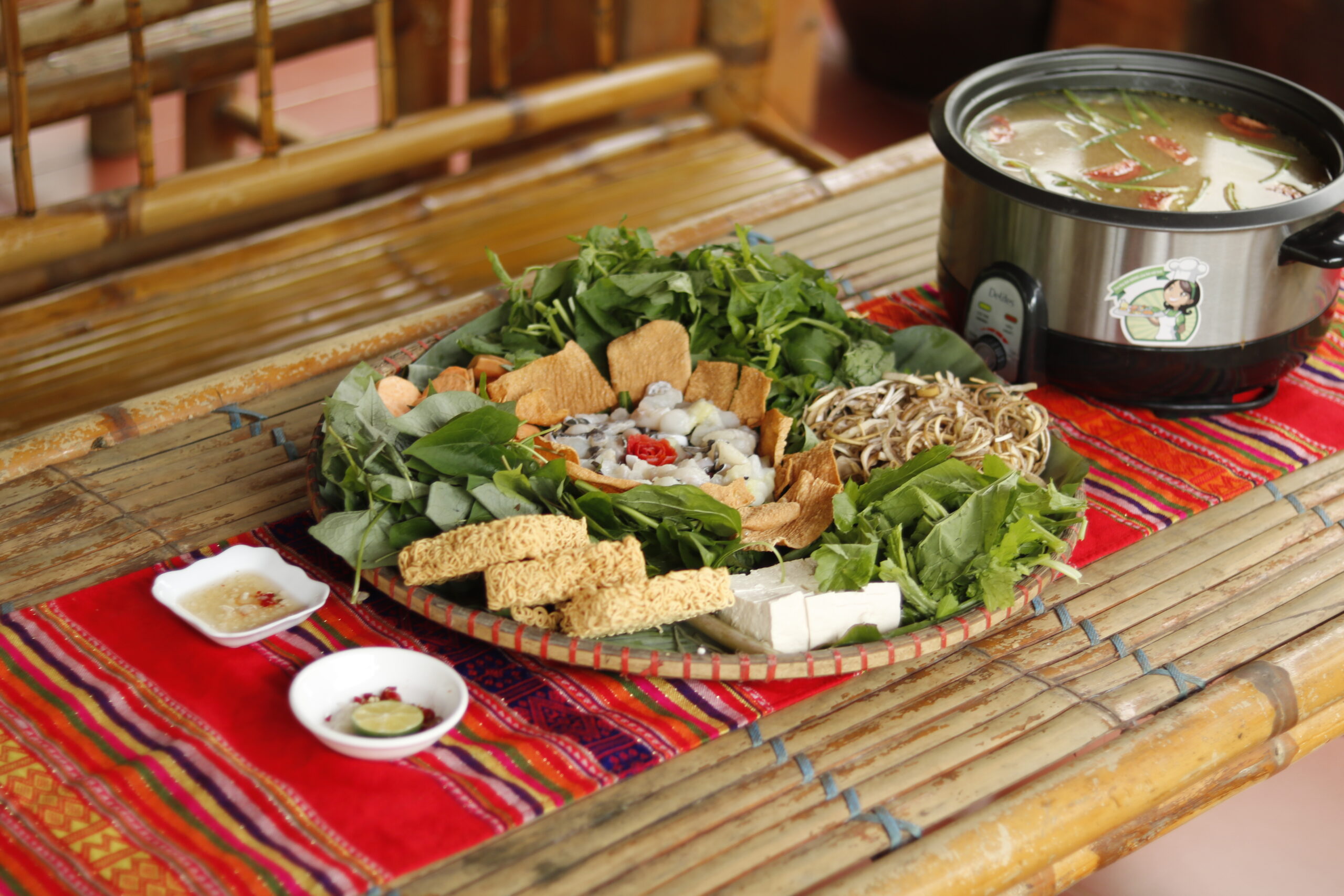 Thung Lũng Bướt Mùa Hạ: Văn Hoá, Thiên Nhiên Và Ẩm Thực Thái