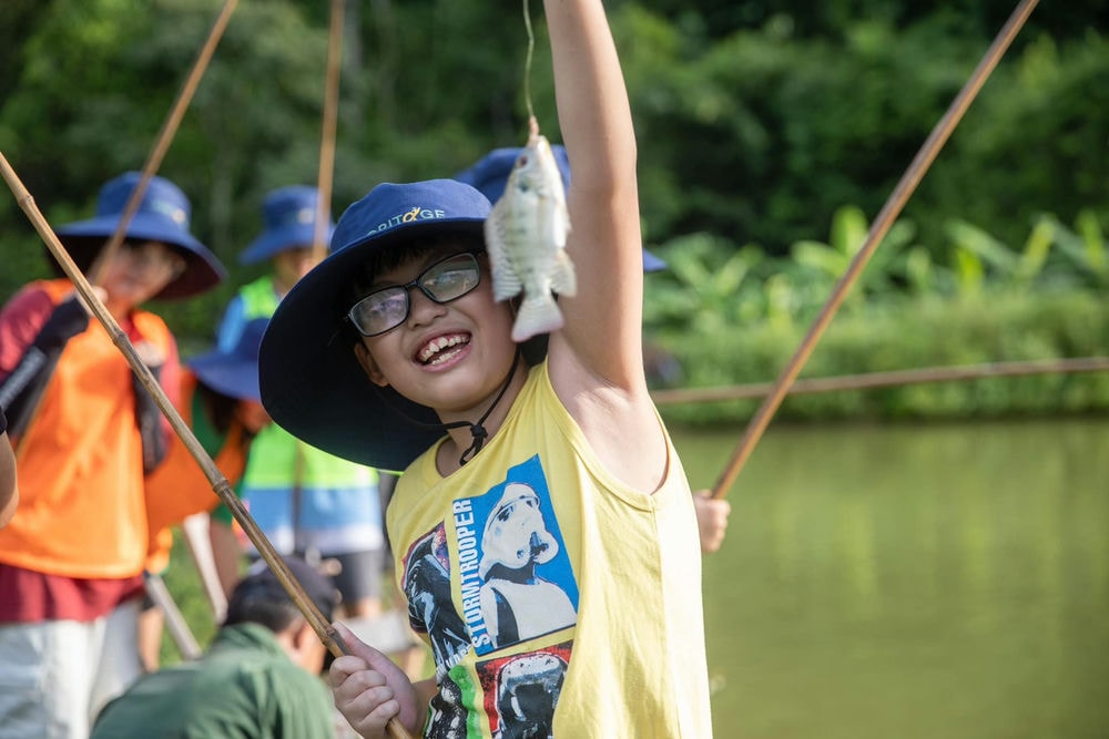 BƯỚTOPIA: Tour Du Lịch Tiếng Anh Gắn Liền Với Thiên Nhiên Và Trải Nghiệm Văn Hóa Dân Tộc BƯỚTOPIA: Tour Du Lịch Tiếng Anh Gắn Liền Với Thiên Nhiên Và Trải Nghiệm Văn Hóa Dân Tộc